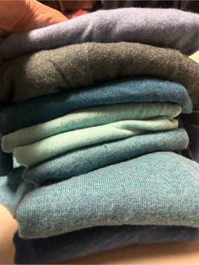 Lots of 8 cashmere blue / gray sweaters Crafts , repurpose , cutters as is